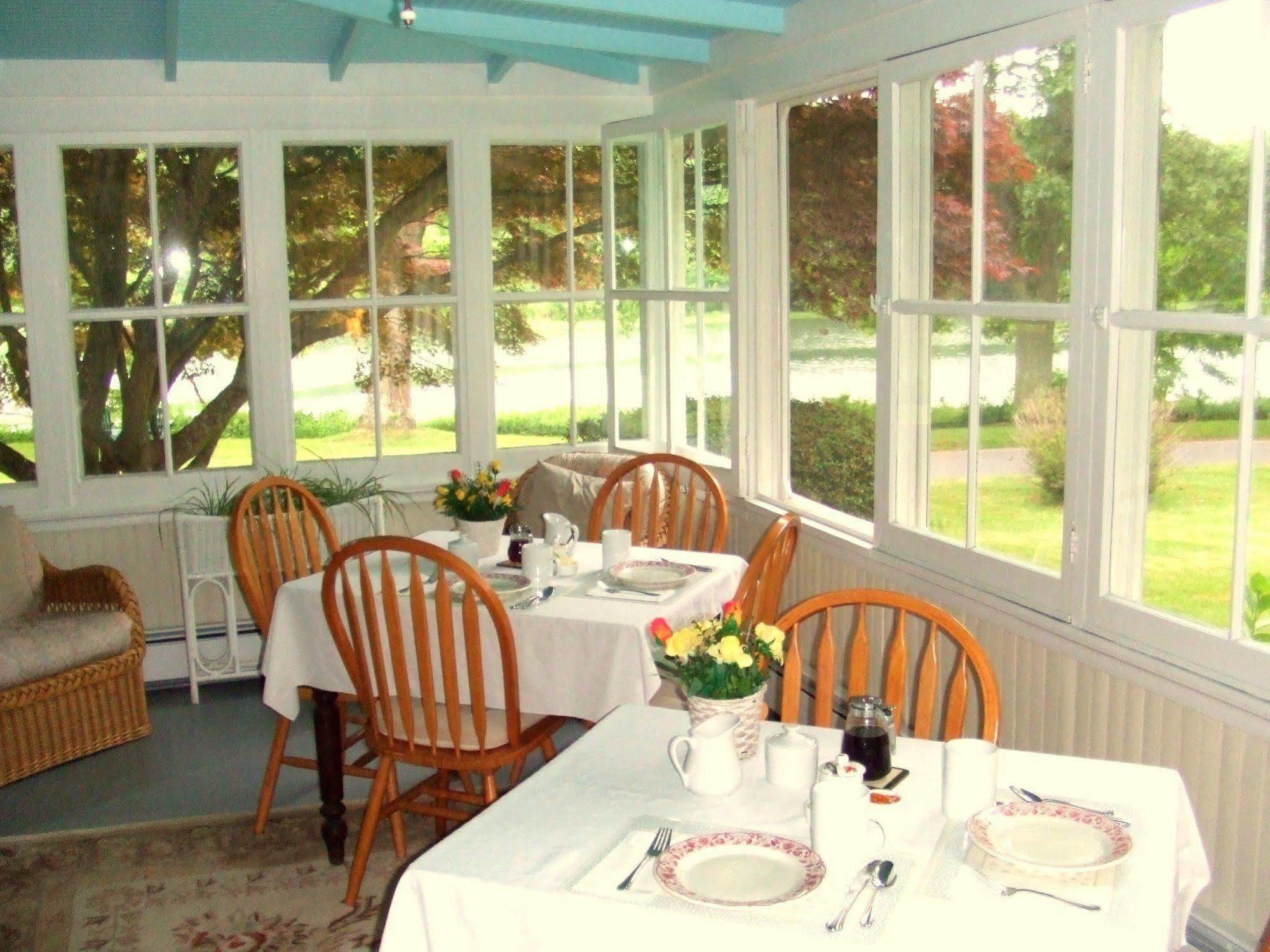 Shelter Island Heights House On Chase Creek B&B 외부 사진