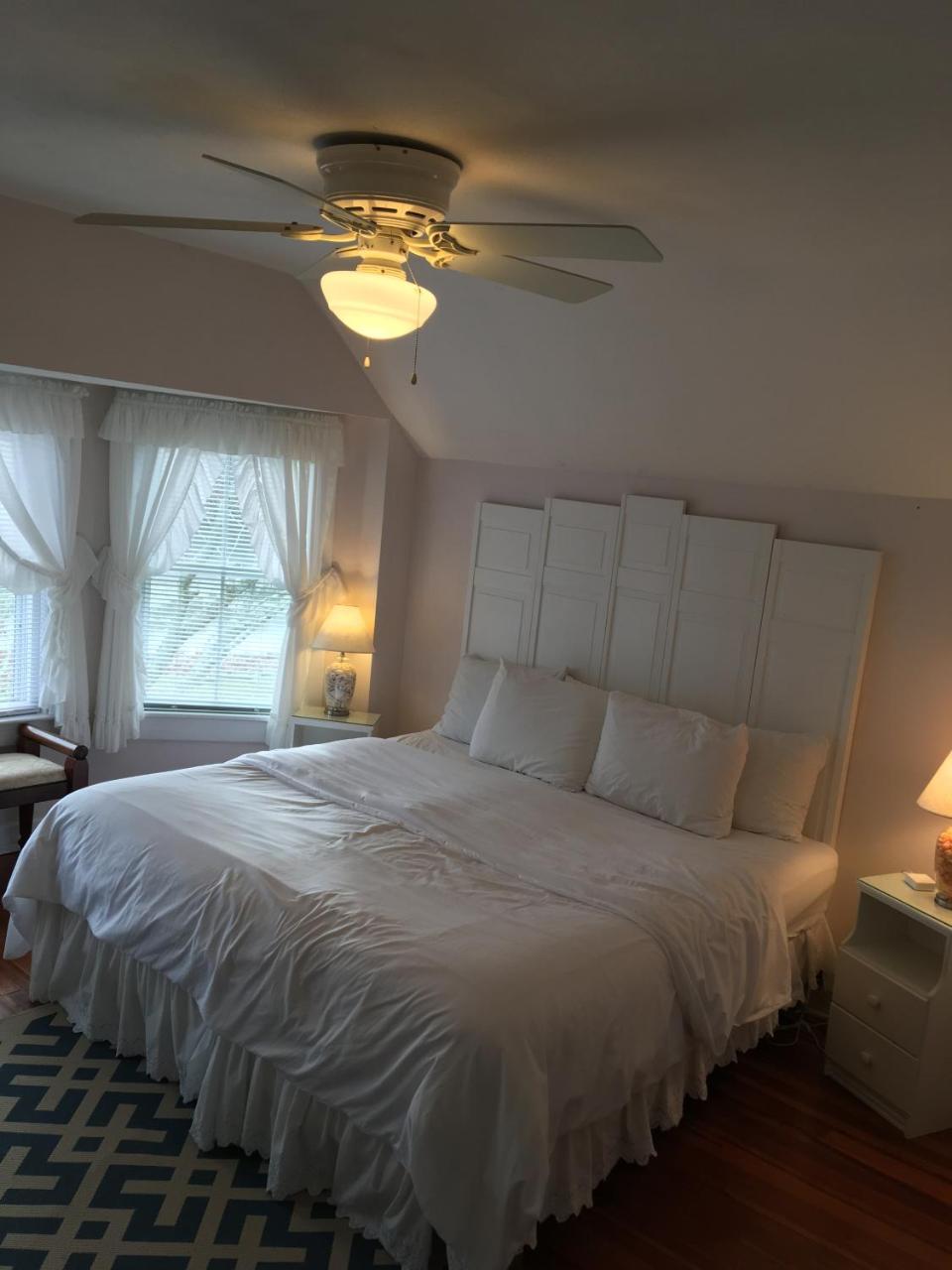 Shelter Island Heights House On Chase Creek B&B 외부 사진